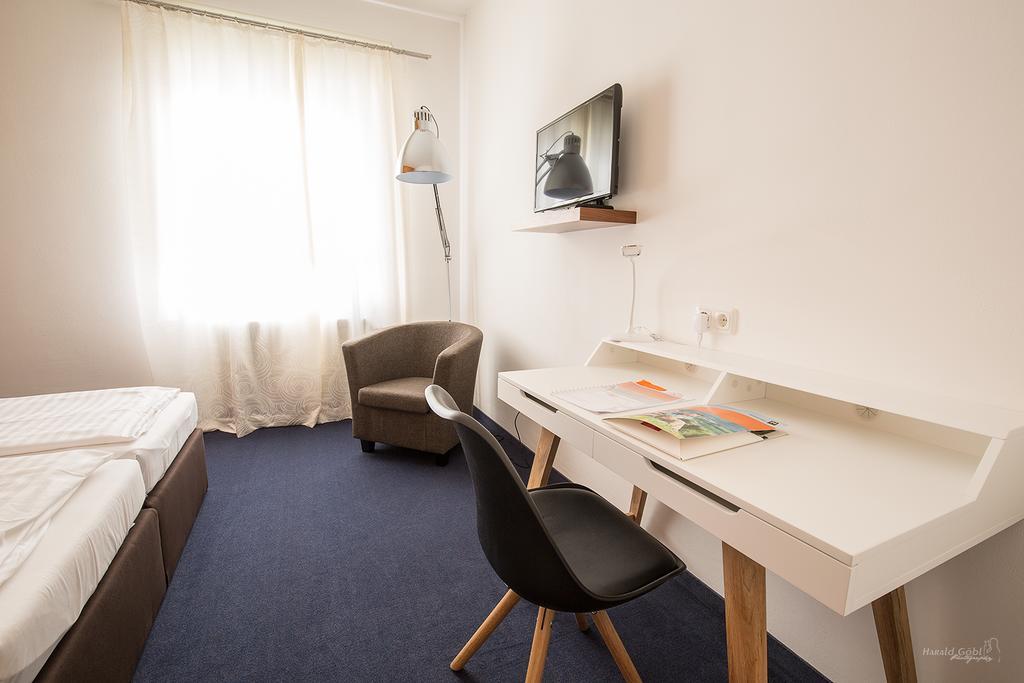 Stadthotel Guertler Амштеттен Номер фото